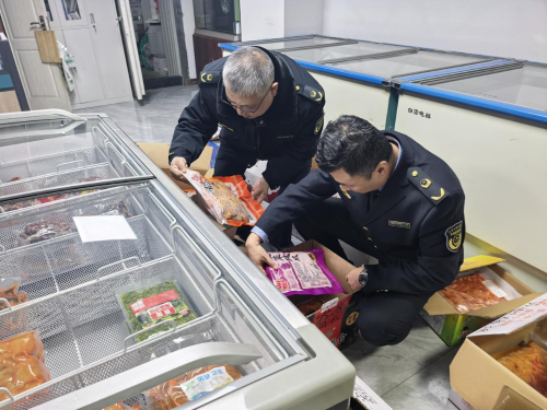 兰州市市场监督管理局 筑牢食品流通安全防线，守护市民舌尖上的安全